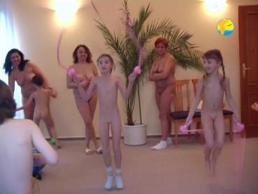 A shed below the Mountain